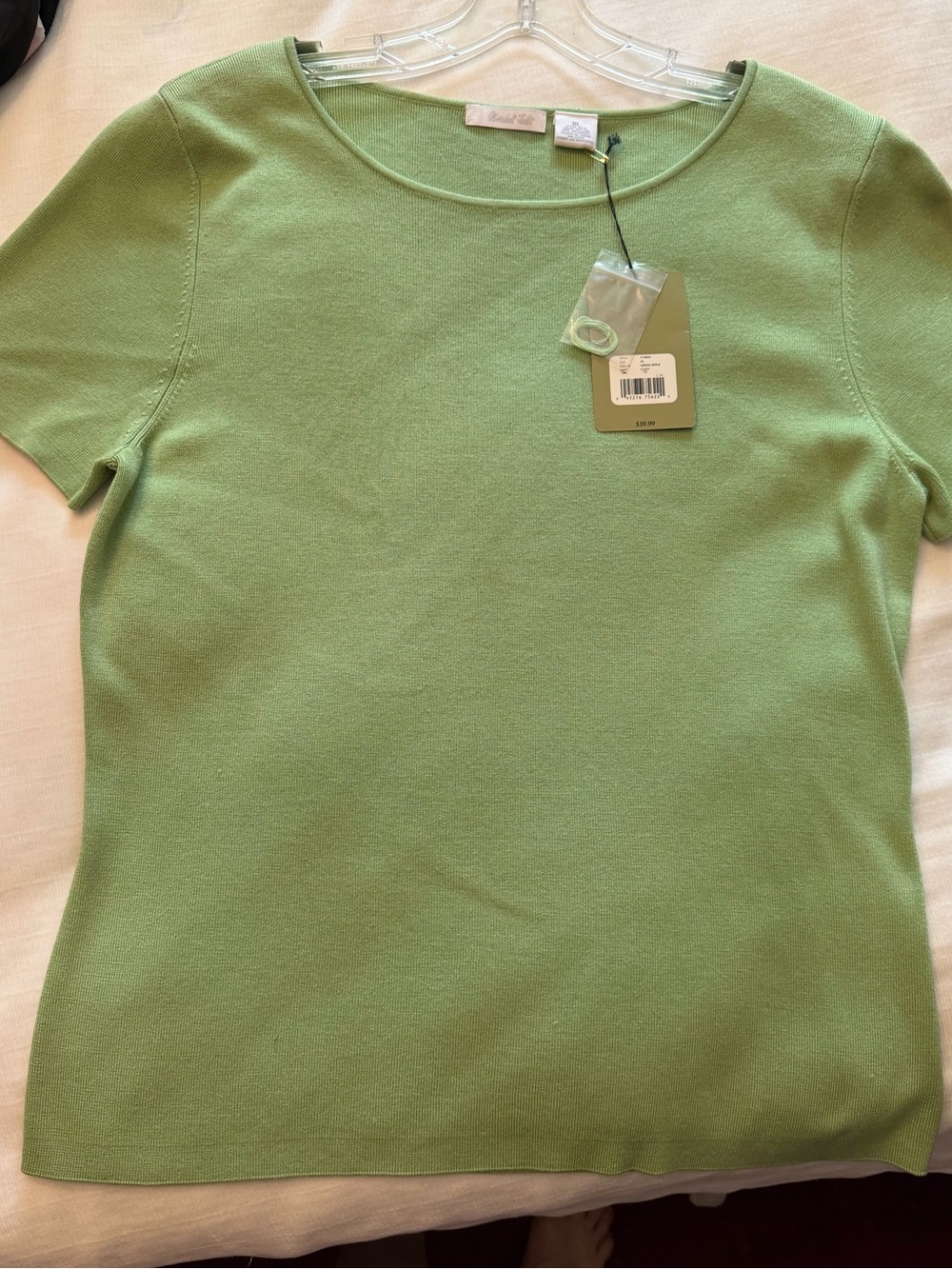 Short-Sleeve Crewneck Top in Mint Green